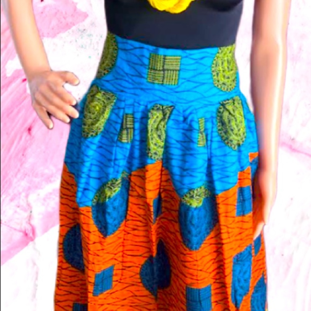 LONG SKIRT
